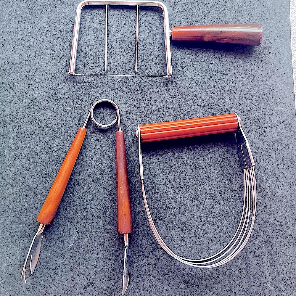 Vintage Bakelite MCM Lot of Three (3) Kitchen Pastry Barware Utensils